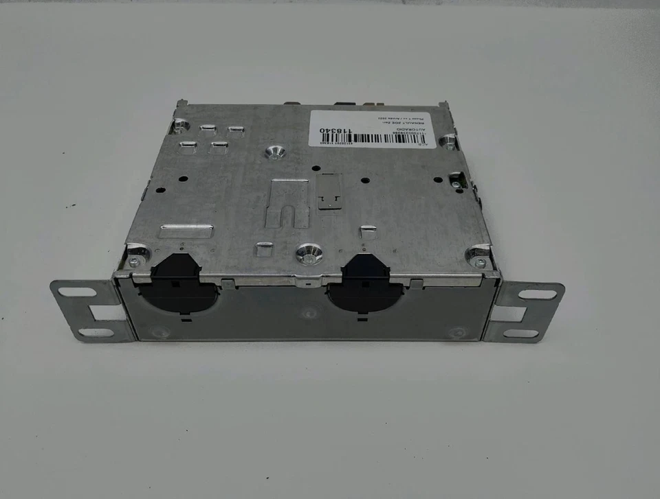 Gebrauchtes Autoradio RENAULT ZOE Phase 1 - Zen - - Bild 1 von 3