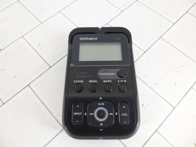 Roland R-07 Portable High-Resolution Audio Recorder - Image 1 of 4