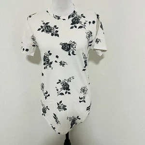 Hollister California Men’s XS All Over Floral Print Curved Hem Long Line Fit - Picture 1 of 6