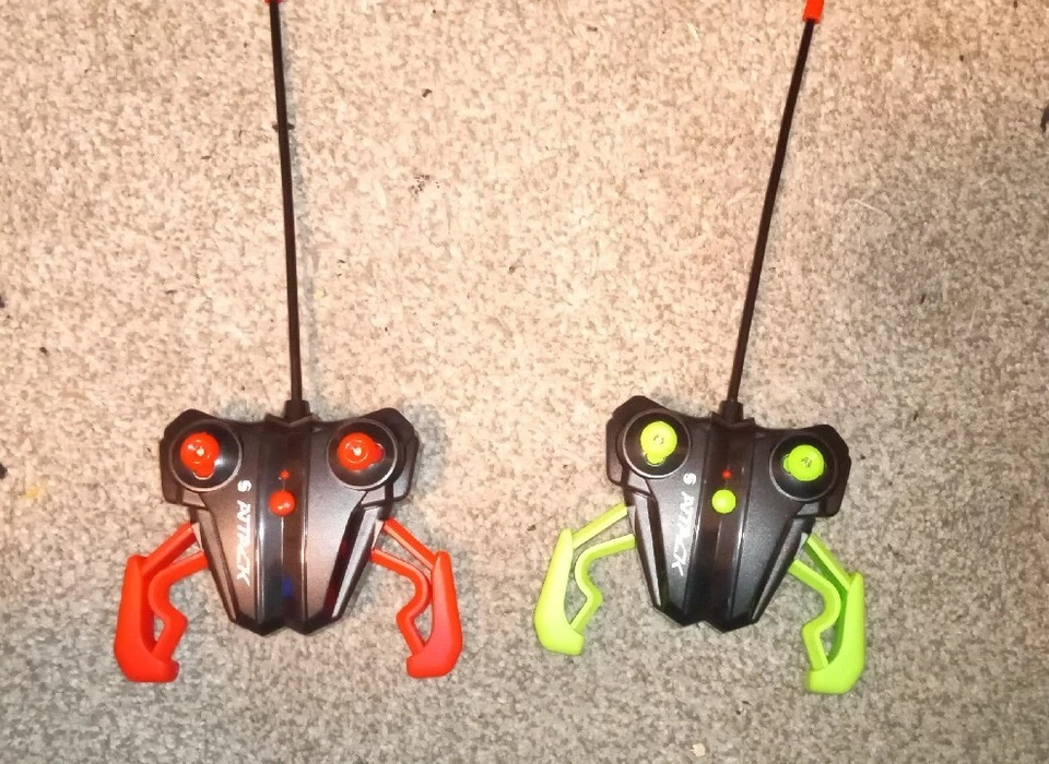 Click N' Play Remote Control RC Bumper Cars Battle - Replacement Remotes - Image 1 of 1