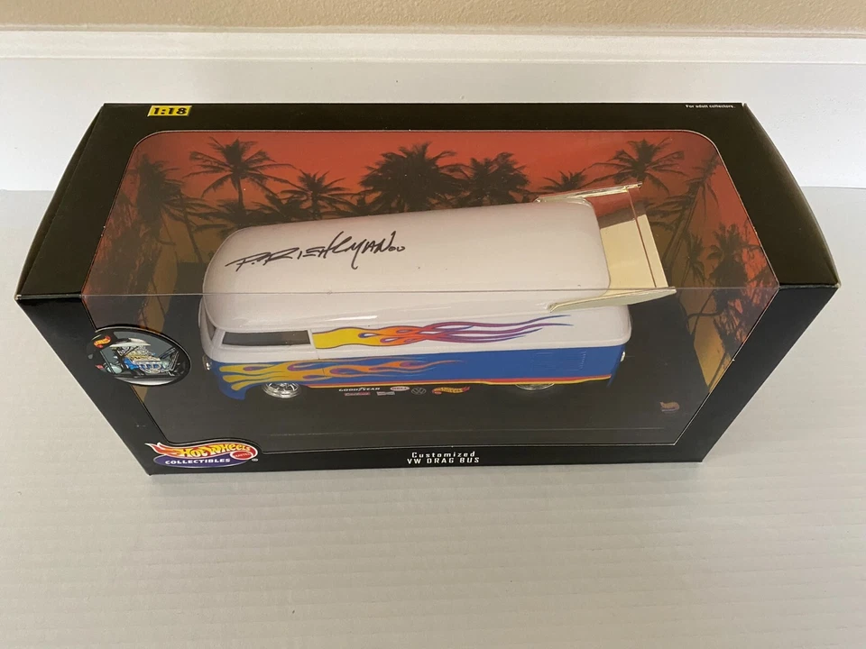 HOT WHEELS 14th ANNUAL CONVENTION WHITE 1:18 VW DRAG BUS *SIGNED PHIL RIEHLMAN* - Image 1 of 4