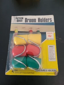 Vintage 70er Jahre Action Maid Besenhalter Set 6 Farben Neu in Verpackung Neu in OVP Neu - Bild 1 von 2