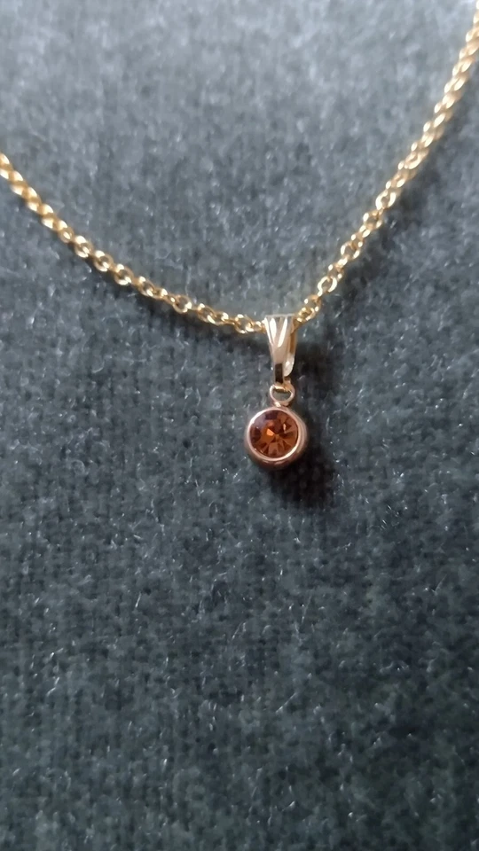 Gold plated necklace with simulated yellow topaz gemstone - Image 1 of 1