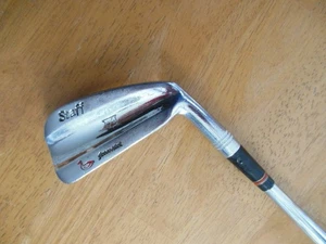 Wilson Staff Gooseneck 4 ferri da stiro / Wilson Dynastep asta in acciaio flessibile regolare - Foto 1 di 7