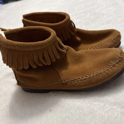 Minnetonka Booties Moccasins Toddler Girl’s 13 Brown Suede Single Fringe Boots - Image 1 of 4