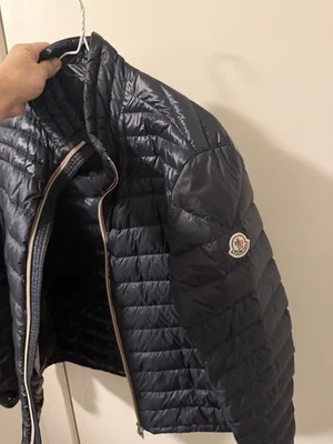 Chaqueta corta Moncler Daniel - Talla 5, auténtica ropa exterior de lujo Foto 1 de 4