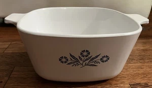 Corning Ware 1.75 Qt Blue Cornflower Casserole Dish P-1 3/4-B (NO LID) - Picture 1 of 3