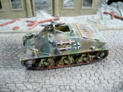 Wehrmacht- Artilleriebeobachtungswagen H39 (f)   1:72 gebaut & gesupert!  - Bild 1 von 2