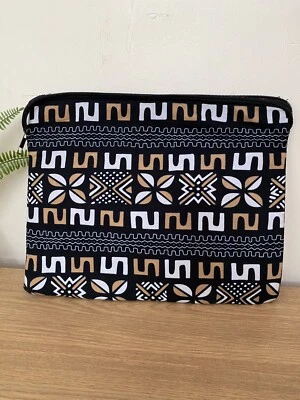 13’’ Laptop Slim Bag Made With African Ankara - Image 1 of 2