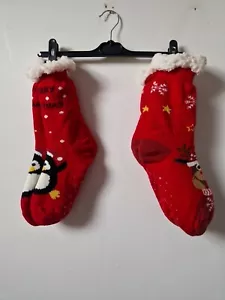 2 X Pairs Of Christmas Penguin Reindeer Thick Fluffy Socks Size 3 5 - Picture 1 of 8