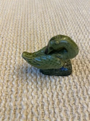 Pato de barro, estatuilla tradicional china de pato verde de cerámica Foto 1 de 4