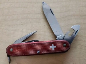 Victorinox PIONEER Swiss Army Knife - 93mm - Red Alox - Old Cross Version - Picture 1 of 6