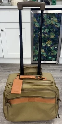 Bolsa de equipaje de mano Hartmann de cuero con ruedas de intensidad de nailon recortada Foto 1 de 4