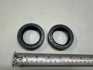 Trailer Axle Grease Seal TRI TEC T-23972 (X2) NOS - Picture 1 of 7