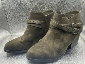 Sonoma Boots Womens 9M Green Esme Ankle Bootie Vitalize Ortholite Side Zip Suede - Picture 1 of 10