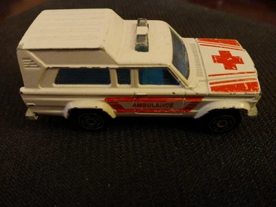 Ambulancia Majorette Nº269 Blanca 1:64 Foto 1 de 4