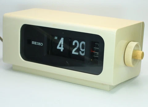 SE|KO Flip Clock Alarm DP-617 Beige Body Space age Vintage From Japan #872 Cover