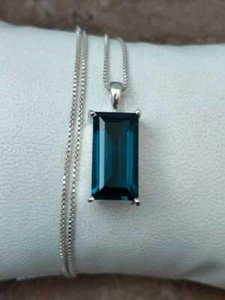 9.62 Ct London Blue Topaz Solitaire Pendant 925 Solid Sterling Silver - Picture 1 of 6