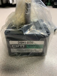 Oriental Motor 2GN180K Planetengetriebe Neu - geöffnete Box - Bild 1 von 5