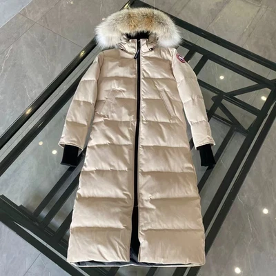CANADA GOOSE Mystique Park Down Jacket White Women's Size - Image 1 of 4