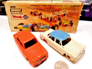 (2) French De NOREV - SIMCA & PEUGEOT juguete sedanes y cajas NACORAL - Imagen 1 de 11
