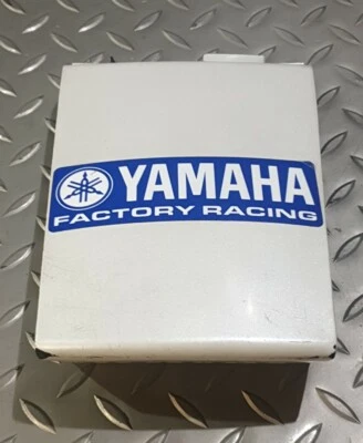 Yamaha YZF 600 Thundercat 1996-2003 Rear Tail Fairing Infill Cover 4TV-21651-00 - Image 1 of 4