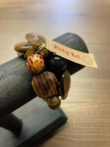 Ruby Rd Slip On Bracelet - Picture 1 of 4
