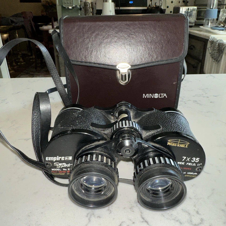 Vtg Empire Super Sport 7X35 Wide Field Binoculars Model 210 (in Minolta Case) - Image 1 of 4