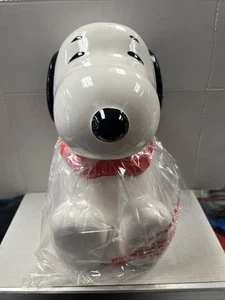 Snoopy 1993 Vintage Ceramic Cookie Jar Benjamin & Medwin Inc. - Picture 1 of 5