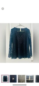 Decorated originals Elegant Black Lace Women's beaded v neck Top size Large - Picture 1 of 5