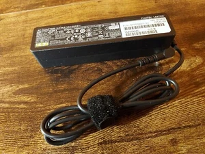 NEW Fujitsu Original 65w AC Adapter ADP-65MD B, For E753 E743 SH771 E733 UH552 - Picture 1 of 4