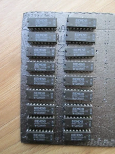 18 pcs x HYB511000A-70 SIEMENS, Dynamic RAM, DIP 18 - Zdjęcie 1 z 1