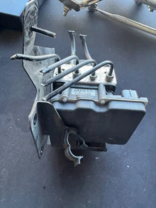 04-12 MASERATI QUATTROPORTE ANTI LOCK BRAKE PUMP PT# 0 265 234 690 237488 OEM - Picture 1 of 6