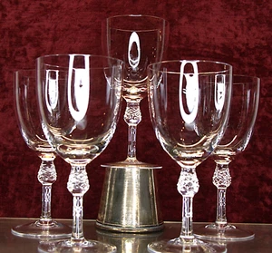 5 William-Sonoma Wasserkelche einfache Schale strukturierter Stiel ohne Rand eingestellt - Bild 1 von 13