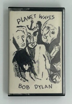 Bob Dylan ‎– Planet Waves cassette - Image 1 of 3