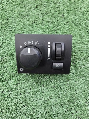 原始设备制造商 2005 2006 年克莱斯勒 300C / 充电器 / Magnum 车头灯控制开关 04602348 — 第 1/3 张图片