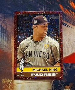 2025 Topps Heritage - Michael King #105 Chrome Burgandy Sparkle Refractor - Picture 1 of 2