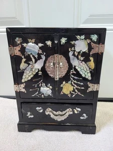 Vintage Jewelry Box Black Lacquer Mother of Pearl Inlay Asian Chest - Picture 1 of 18