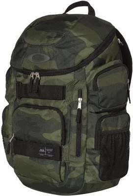 Oakley 30L Enduro 2.0 Backpack - Image 1 of 3