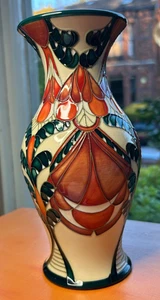 Moorcroft Pottery Paul Hilditch Temple of the Sun 8" vase 2010 mint no crazing - Picture 1 of 9