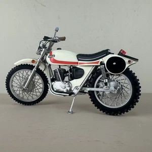 1/12 MOTO OSSA 250 EA73 ENDURD ULTRA DETAILED SCALE MODEL Motorcycle - Picture 1 of 12