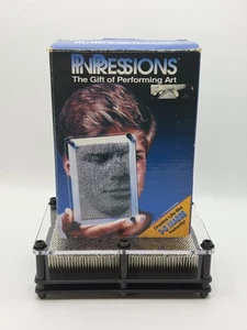 Vintage PinPressions 3D Pin Art Spielzeug - mit Box von Can You Imagine - Bild 1 von 14