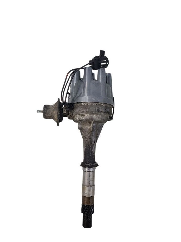 Distributor 8-360 Fits 78-88 J-SERIES TRUCK 645939 - Image 1 of 4