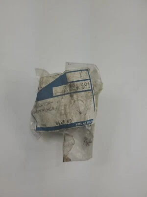 Original Ford 7324691 Damping Rubber Cooling Fan for Mondeo I New - Image 1 of 3