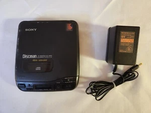 Reproductor compacto de CD Sony Discman D-34 con adaptador de CA no funciona / ¡solo piezas! - Imagen 1 de 10