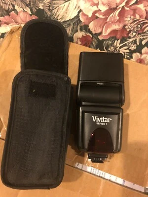 Vivitar DF-283-CAN Bounce Zoom Swivel DSLR Flash fits Cannon - Image 1 of 2