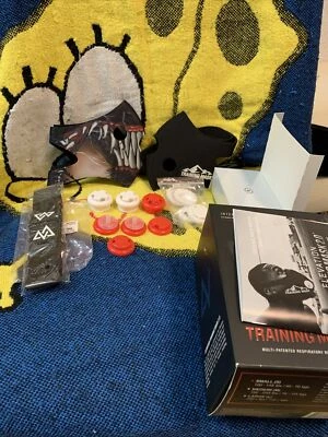 Training Mask 2.0 Sleeve Bundle Original and Venomous Prints Size Small - Image 1 of 3