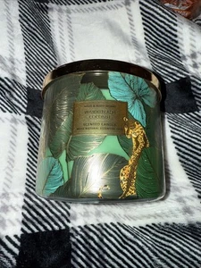 Bath & Body Works ~ Waikiki beach coconut ~ 3 Wick Candle 14.5 oz. FREE SHIPPING - Picture 1 of 2