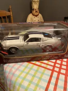 1968 Shelby GT-500KR Road Legends 1:18 diecast car White And Black - Picture 1 of 6