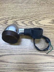HONDA SHADOW VLX VT600 1998-2003, FRONT RIGHT TURN SIGNAL PART # 33400-MZ8-K02 - Picture 1 of 10